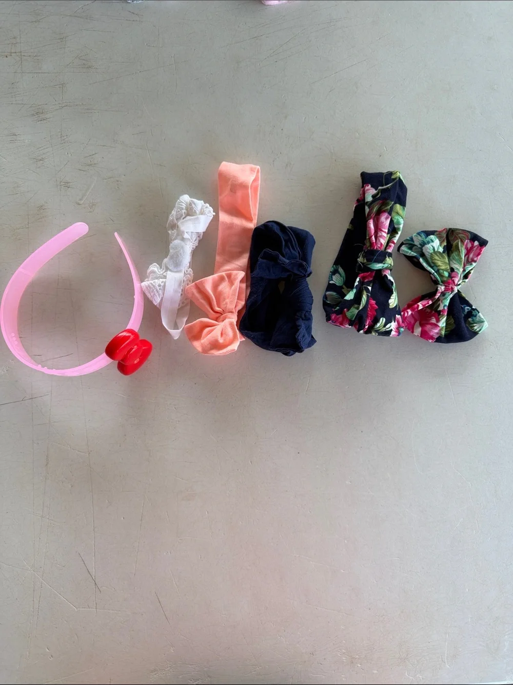 Kids Assorted Hair Accessories Set - Pink, White, Peach, Navy & Floral